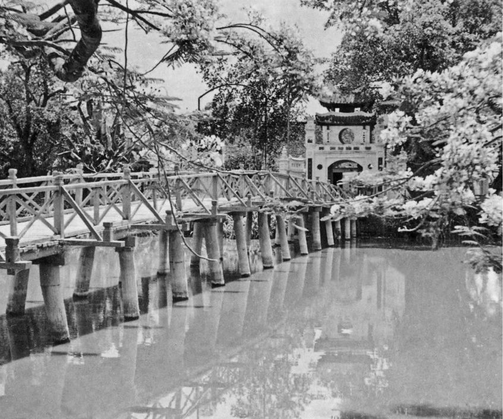 The Huc Bridge